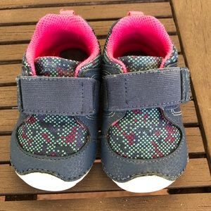 Stride rite size 5W toddler shoes